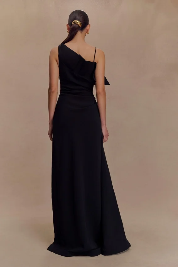 Adalyn One Shoulder Crepe Maxi Dress – Black Adalyn One Shoulder Crepe Maxi Dress – Black