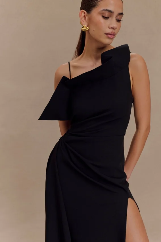 Adalyn One Shoulder Crepe Maxi Dress – Black Adalyn One Shoulder Crepe Maxi Dress – Black