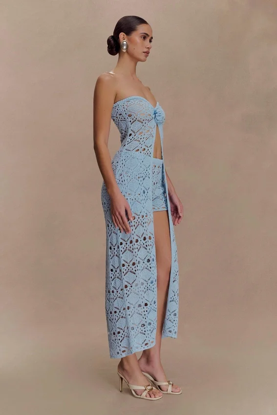 Aeline Strapless Crochet Knit Top – Sky Blue Aeline Strapless Crochet Knit Top – Sky Blue