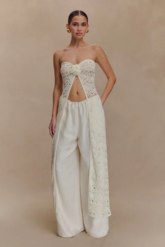 Aeline Strapless Crochet Knit Top – Ivory Aeline Strapless Crochet Knit Top – Ivory