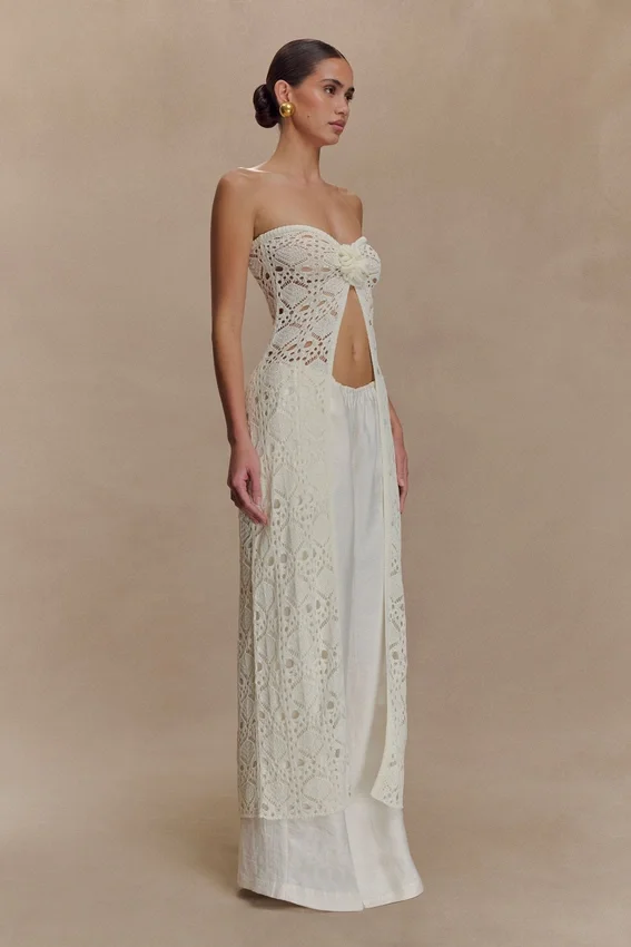 Aeline Strapless Crochet Knit Top – Ivory Aeline Strapless Crochet Knit Top – Ivory