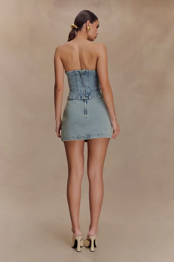 Alessia Embroidered Denim Mini Skirt – Light Vintage Alessia Embroidered Denim Mini Skirt – Light Vintage