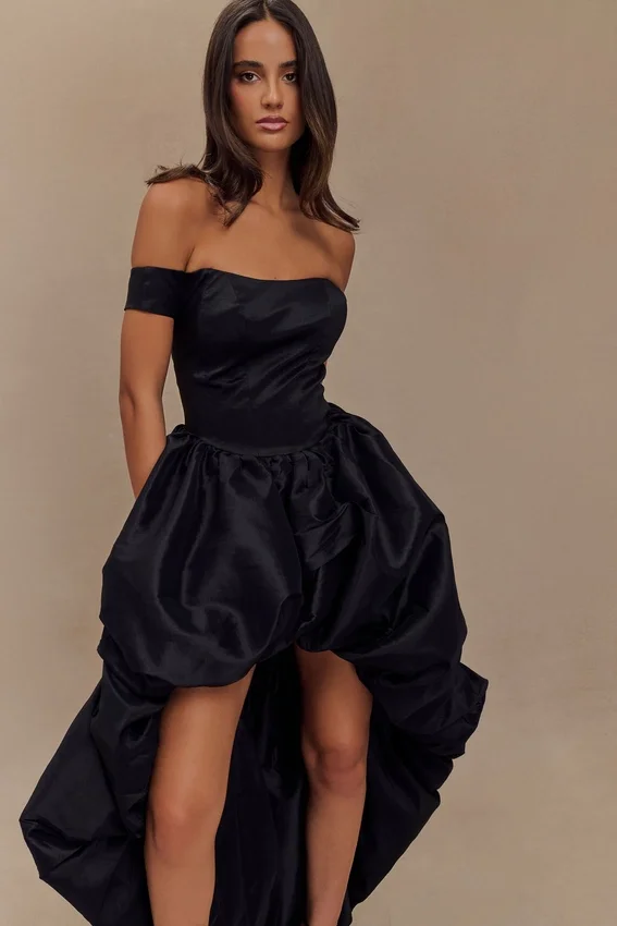 Amelia Bubble Maxi Dress – Black Amelia Bubble Maxi Dress – Black