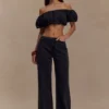 Autumn Off Shoulder Bubble Top – Black