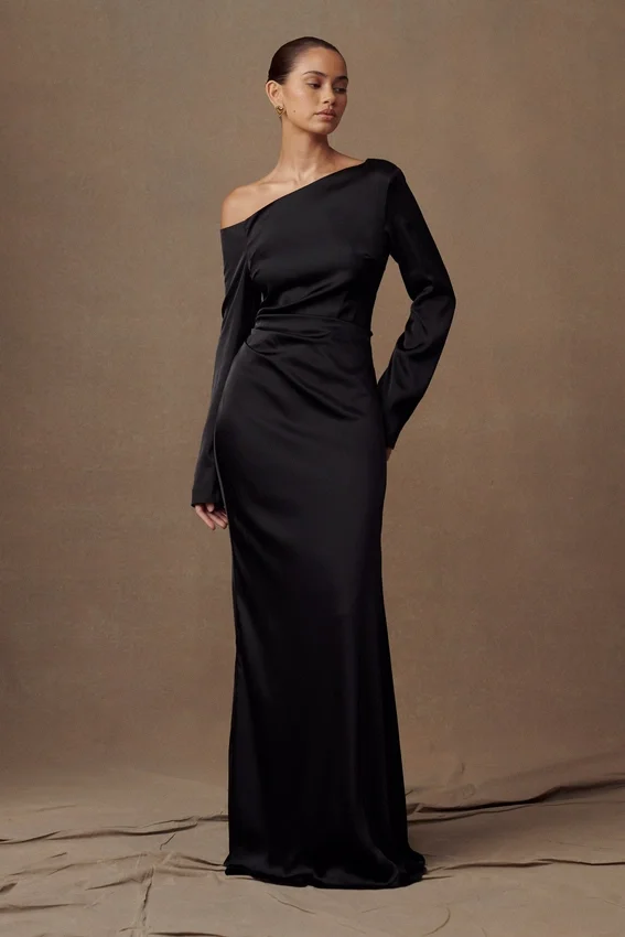 Avery Long Sleeve Maxi Dress – Black Avery Long Sleeve Maxi Dress – Black