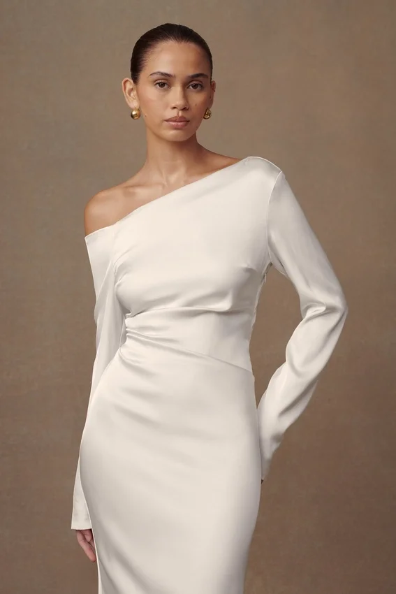 Avery Long Sleeve Maxi Dress – Ivory Avery Long Sleeve Maxi Dress – Ivory
