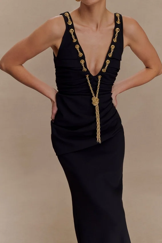 Axton Low Neck Maxi Dress – Black Axton Low Neck Maxi Dress – Black