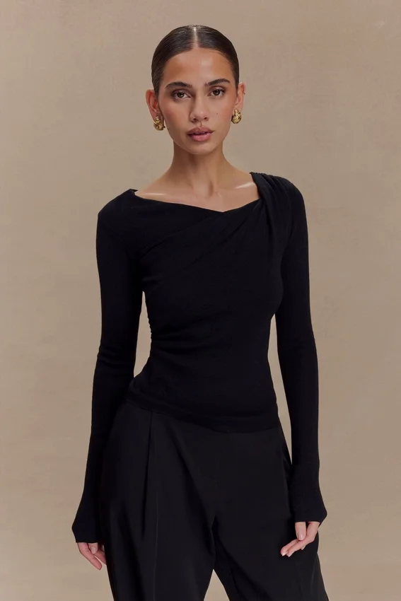 Culver Draped Twist Knit Top – Black Culver Draped Twist Knit Top – Black