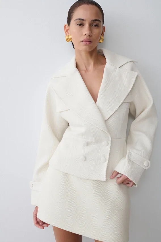 Elara Cropped Collared Jacket – Ivory Elara Cropped Collared Jacket – Ivory