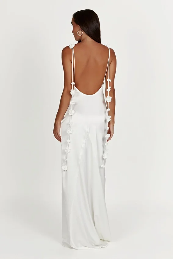 Elenora Rose Gown – White Elenora Rose Gown – White