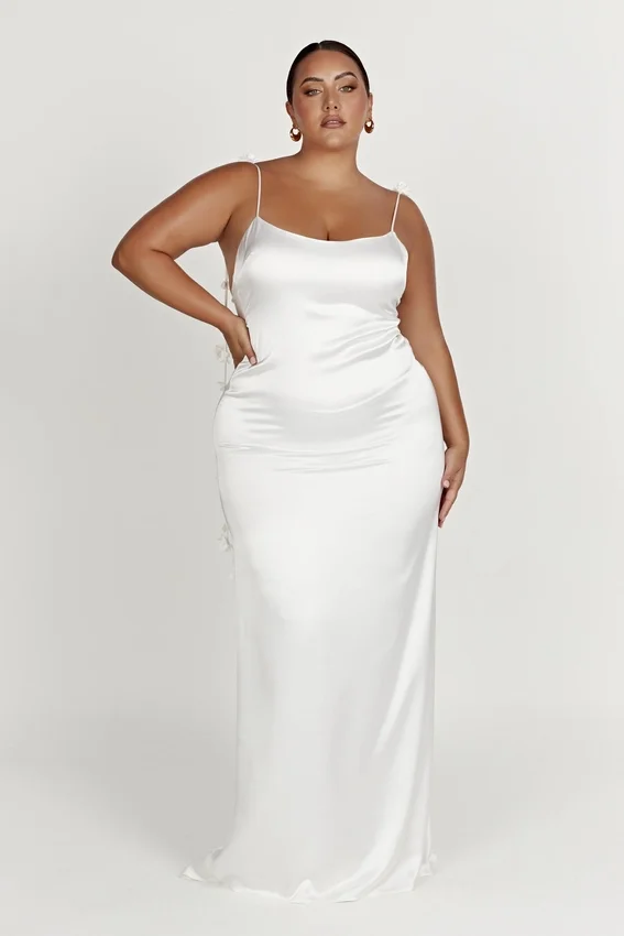 Elenora Rose Gown – White Elenora Rose Gown – White