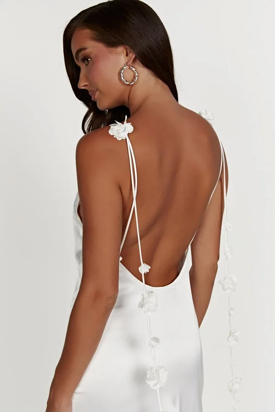 Elenora Rose Gown – White Elenora Rose Gown – White
