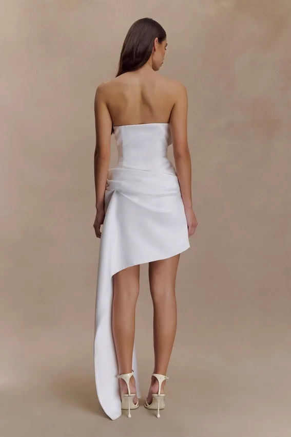 Evianna Strapless Gathered Mini Dress – White Evianna Strapless Gathered Mini Dress – White