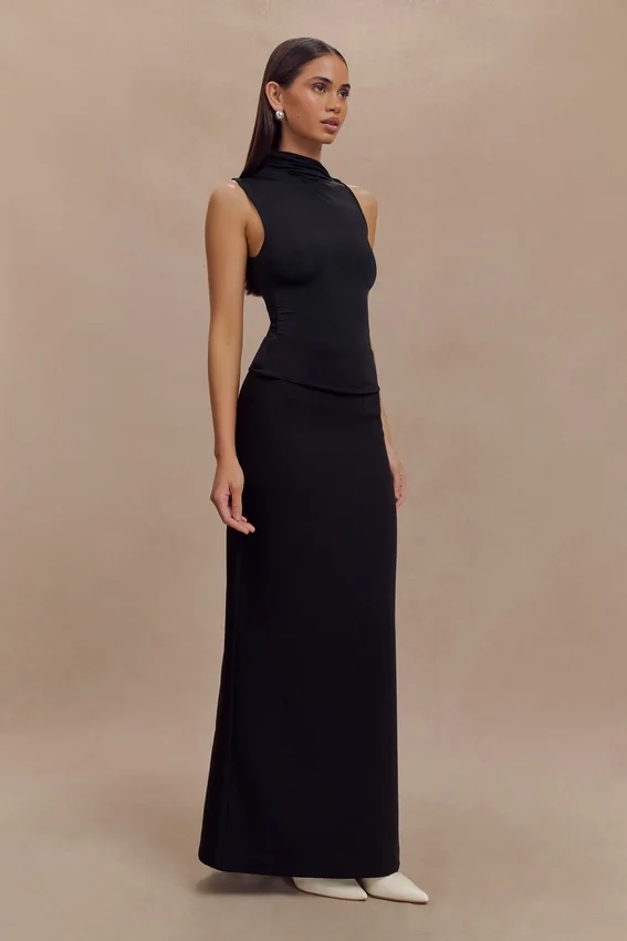 Hadleigh Sleeveless Slinky Top – Black Hadleigh Sleeveless Slinky Top – Black