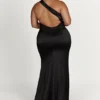 Harper One Shoulder Gown – Black