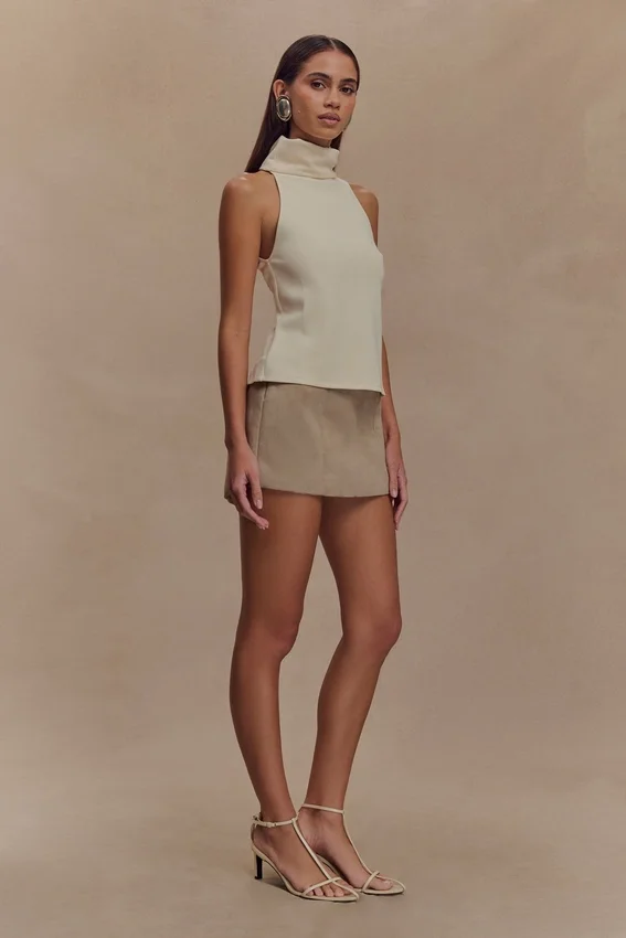 Hayes Faux Suede Belted Mini Skirt – Sand Hayes Faux Suede Belted Mini Skirt – Sand