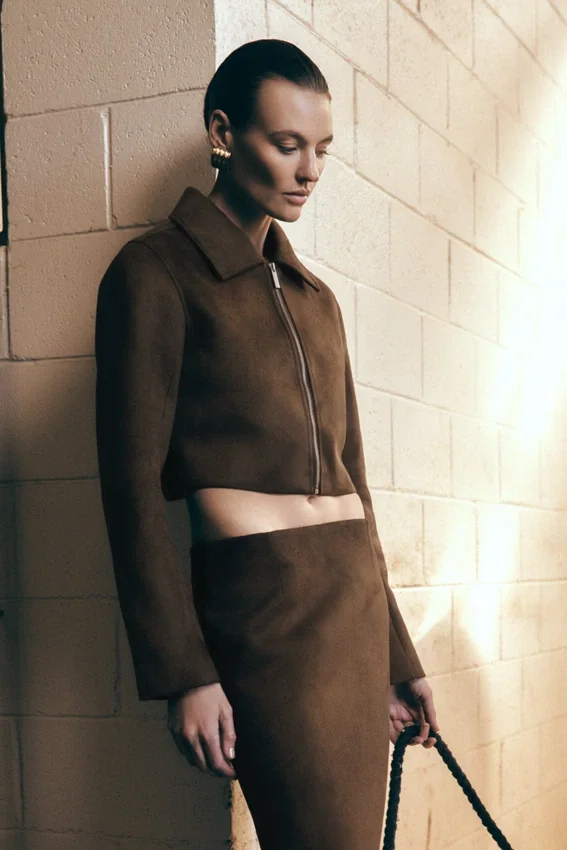 Hayes Faux Suede Collared Jacket – Chocolate Hayes Faux Suede Collared Jacket – Chocolate