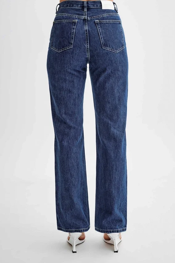 Janine High Waisted Straight Leg Jeans – Dark Blue Janine High Waisted Straight Leg Jeans – Dark Blue