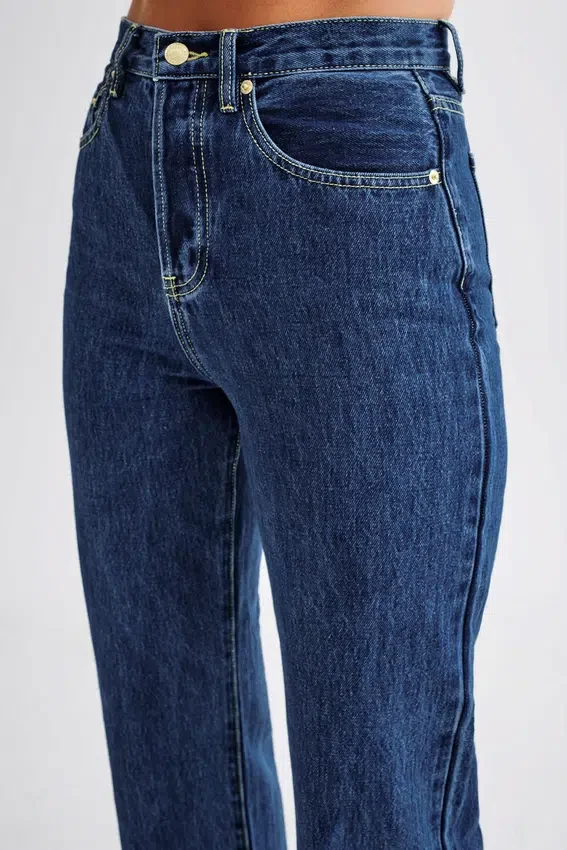 Janine High Waisted Straight Leg Jeans – Dark Blue Janine High Waisted Straight Leg Jeans – Dark Blue
