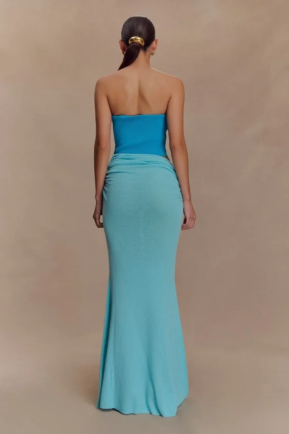 Jasiel Strapless Knit Maxi Dress – Cyan Blue Jasiel Strapless Knit Maxi Dress – Cyan Blue