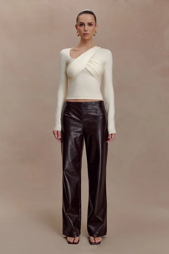 Kaylen Knit Long Sleeve Top – Ivory Kaylen Knit Long Sleeve Top – Ivory