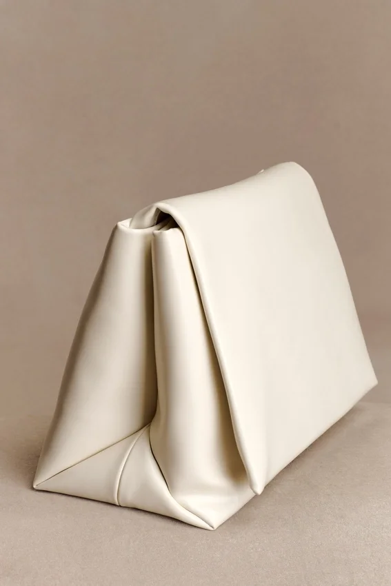 Kiera Faux Leather Oversized Clutch – Ivory Kiera Faux Leather Oversized Clutch – Ivory