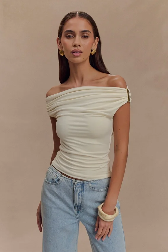 Kinsley Slinky Top With Hardware – Ivory Kinsley Slinky Top With Hardware – Ivory