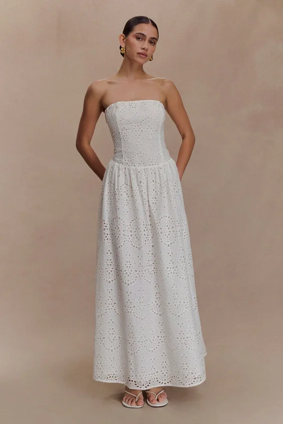 Maureen Broderie Strapless Maxi Dress – White Maureen Broderie Strapless Maxi Dress – White
