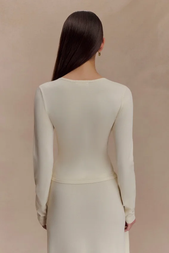 Miraby Front Ruched Knit Long Sleeve Top – Ivory Miraby Front Ruched Knit Long Sleeve Top – Ivory