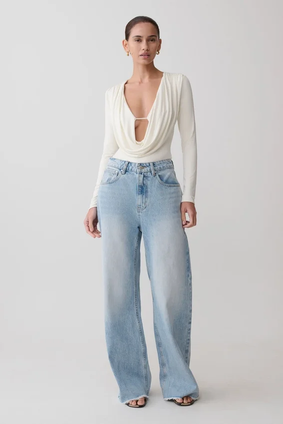 Sebastian Straight Leg Denim Jeans With Fray Hem – Washed Light Blue Sebastian Straight Leg Denim Jeans With Fray Hem – Washed Light Blue