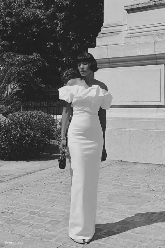 Sariya Sculptural Maxi Dress – White Sariya Sculptural Maxi Dress – White
