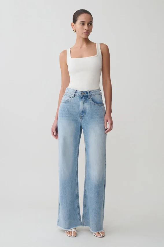 Sebastian Straight Leg Denim Jeans With Fray Hem – Washed Light Blue Sebastian Straight Leg Denim Jeans With Fray Hem – Washed Light Blue