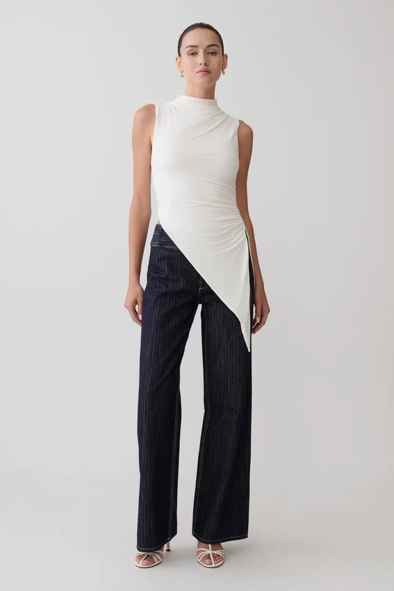 Suong High Neck Gathered Top – White Suong High Neck Gathered Top – White