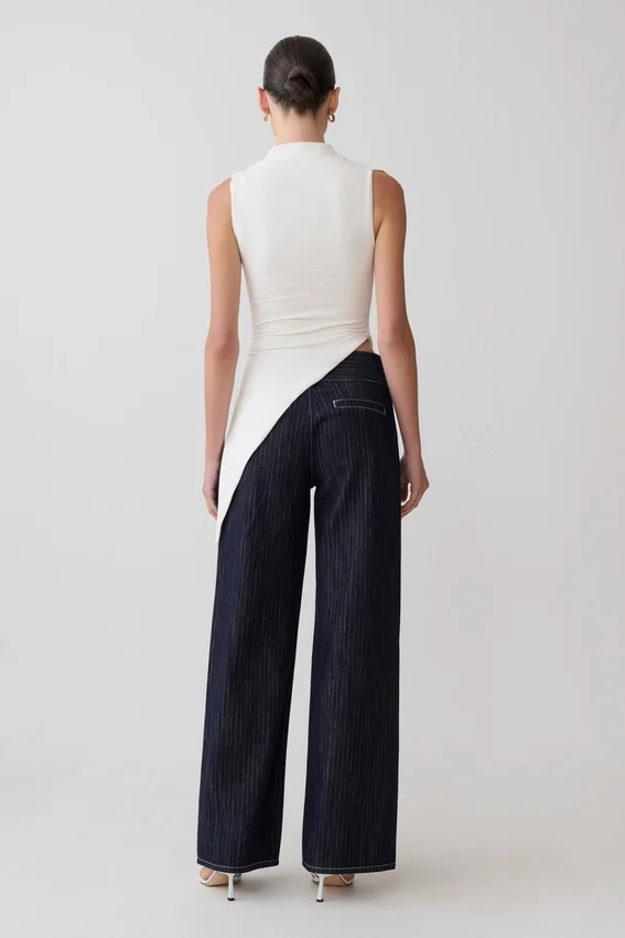 Suong High Neck Gathered Top – White Suong High Neck Gathered Top – White