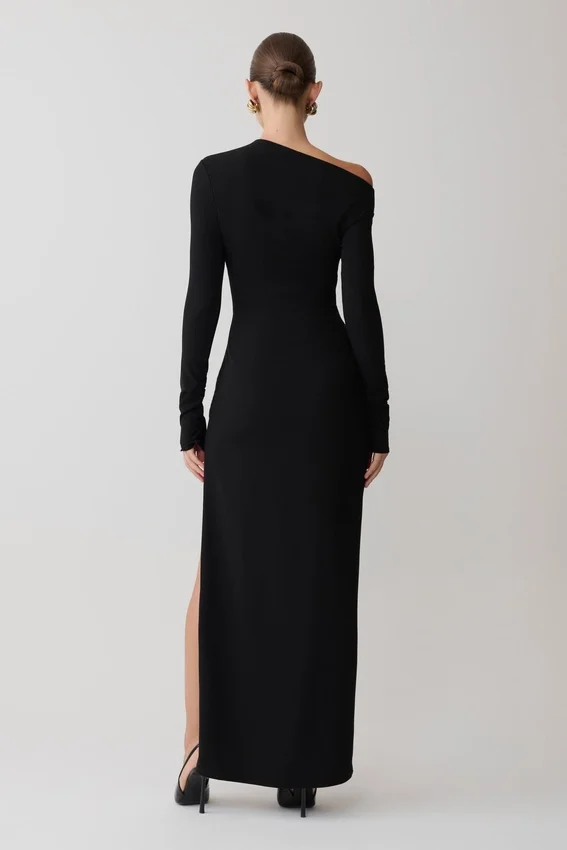 Thalyn Crepe Maxi Dress With Split – Black Thalyn Crepe Maxi Dress With Split – Black
