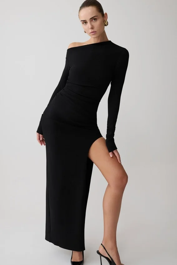 Thalyn Crepe Maxi Dress With Split – Black Thalyn Crepe Maxi Dress With Split – Black