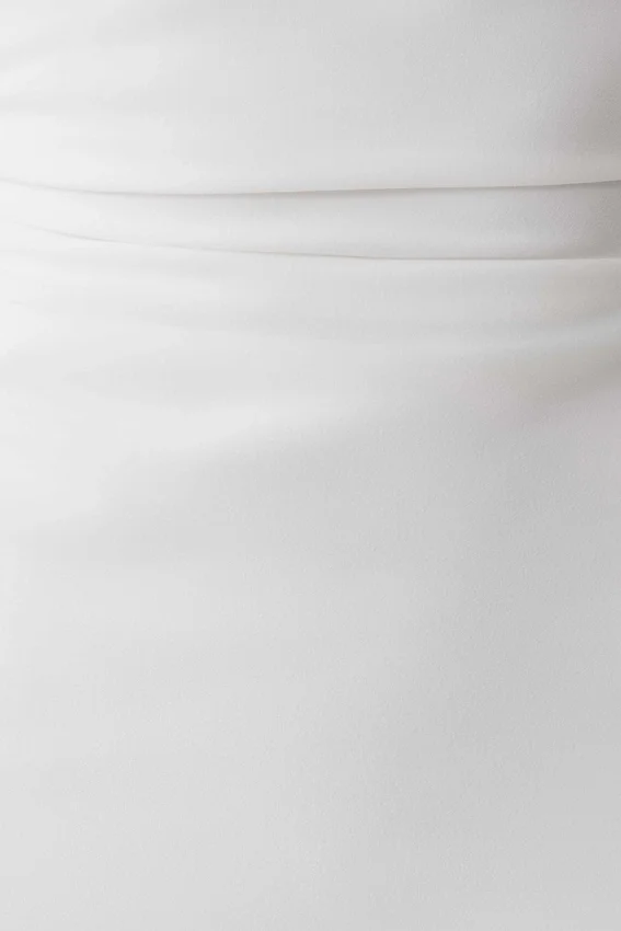 Thalyn Crepe Maxi Dress With Split – White Thalyn Crepe Maxi Dress With Split – White