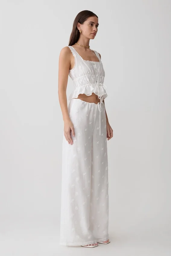 Vivian Embroidered Sleeveless Top – White Vivian Embroidered Sleeveless Top – White