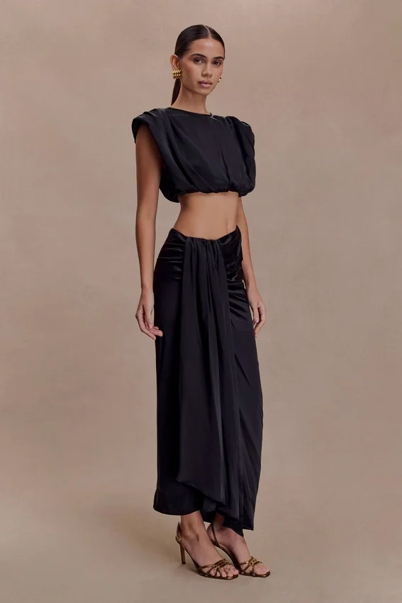 Zendaya Silk Crop Top – Black Zendaya Silk Crop Top – Black