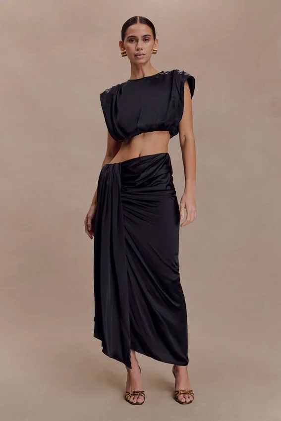 Zendaya Silk Crop Top – Black Zendaya Silk Crop Top – Black