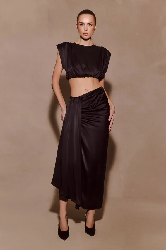 Zendaya Silk Crop Top – Black Zendaya Silk Crop Top – Black