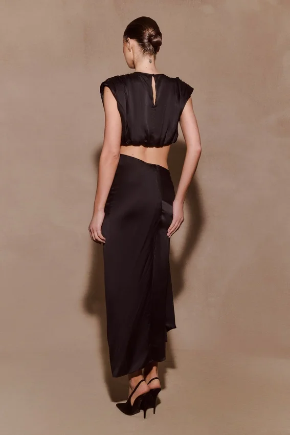 Zendaya Silk Crop Top – Black Zendaya Silk Crop Top – Black